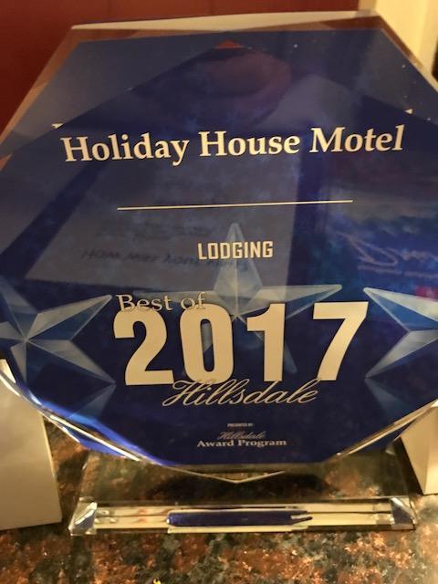 Holiday House Motel Hillsdale Exteriör bild
